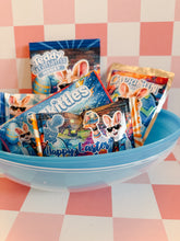 Load image into Gallery viewer, Personalized Easter Basket – Custom Candy Bundle
