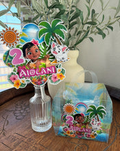 Load image into Gallery viewer, Custom Cake Topper + Gift Box Set – Moana-Inspired
